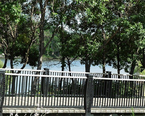 Image - The Stephen Juba Park in Winnipeg, Manitoba.